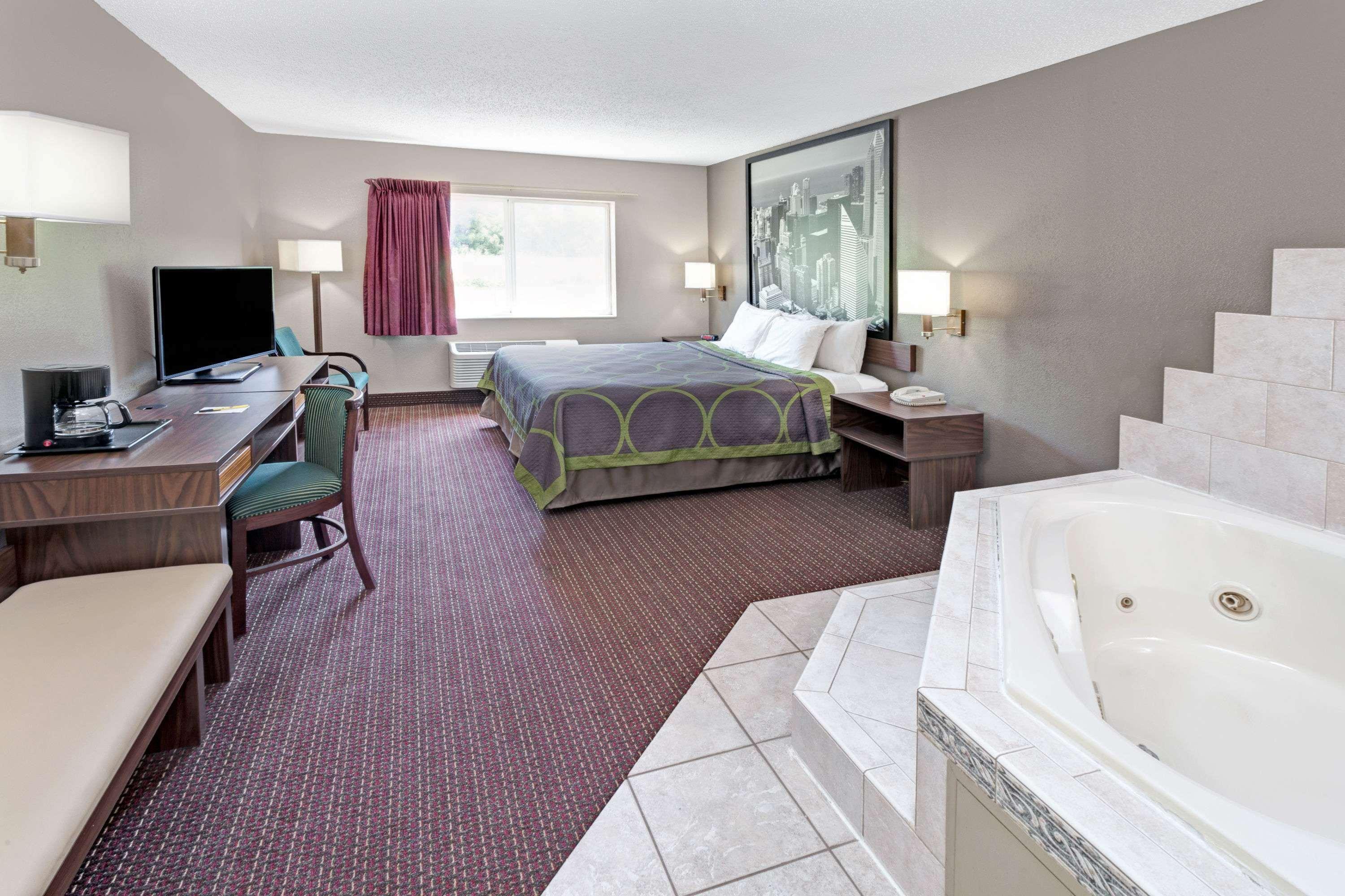 מלון אלק גרוב וילאג' Super 8 By Wyndham Chicago O'Hare Airport מראה חיצוני תמונה