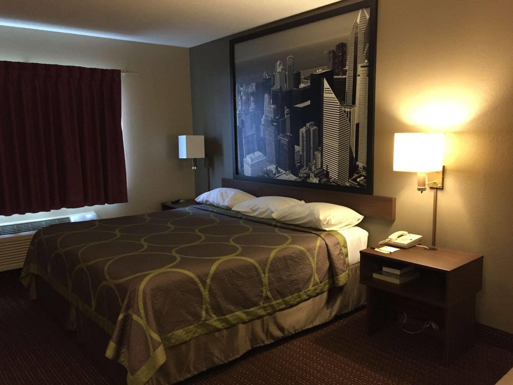 מלון אלק גרוב וילאג' Super 8 By Wyndham Chicago O'Hare Airport מראה חיצוני תמונה