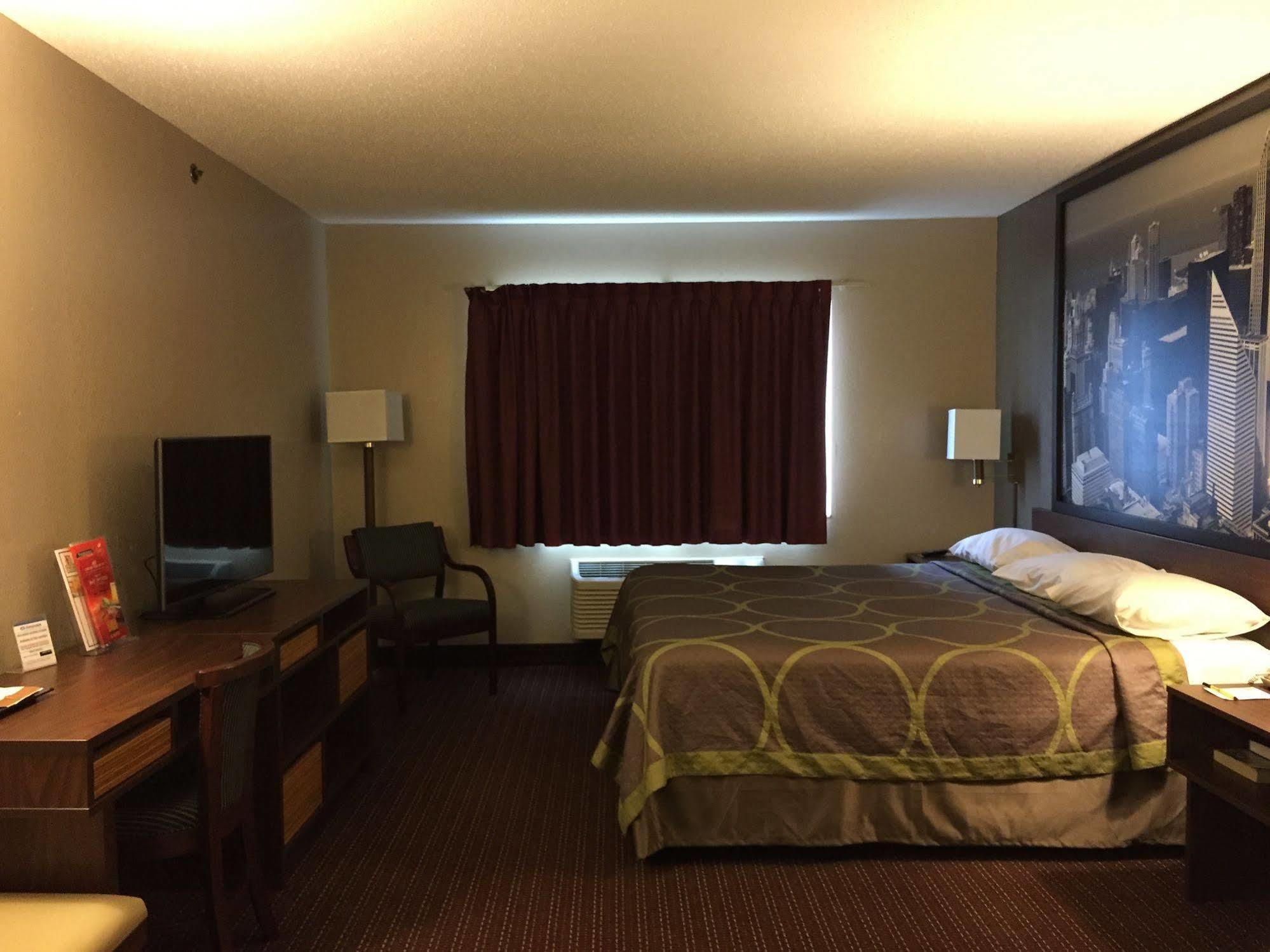 מלון אלק גרוב וילאג' Super 8 By Wyndham Chicago O'Hare Airport מראה חיצוני תמונה